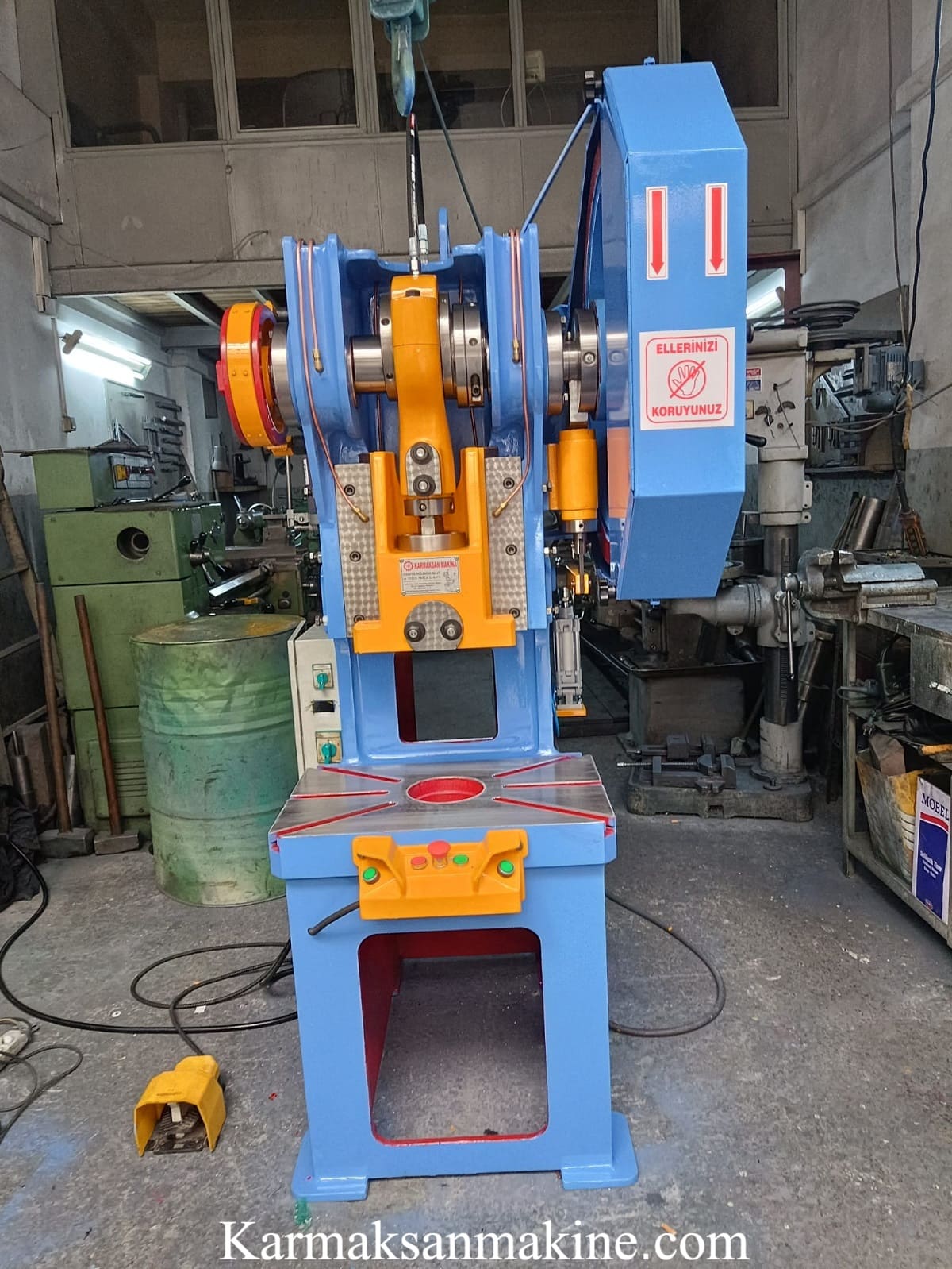 35 Ton Pnomatik Hava Sistemli Pres 3